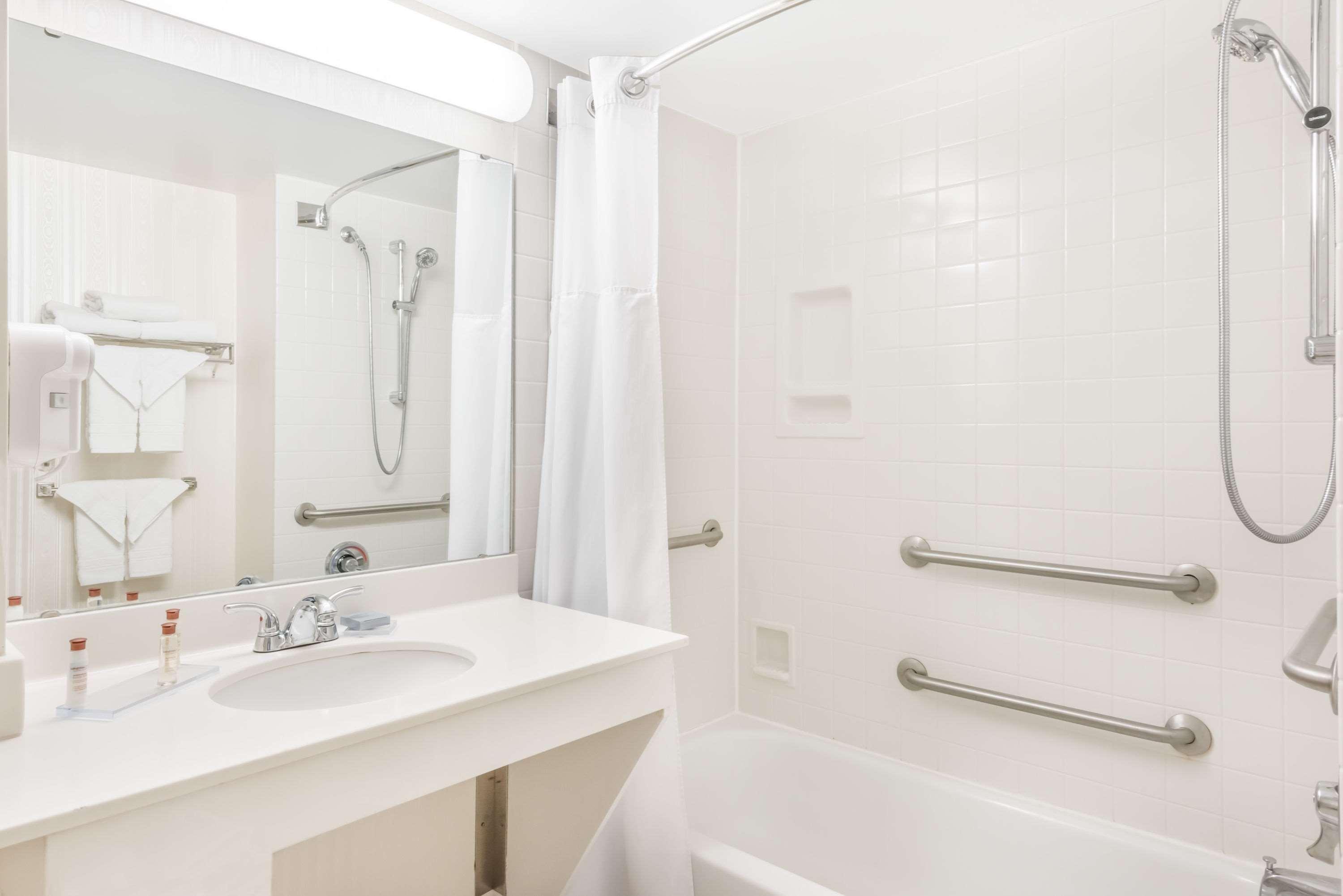 Wingate By Wyndham 3* Lima