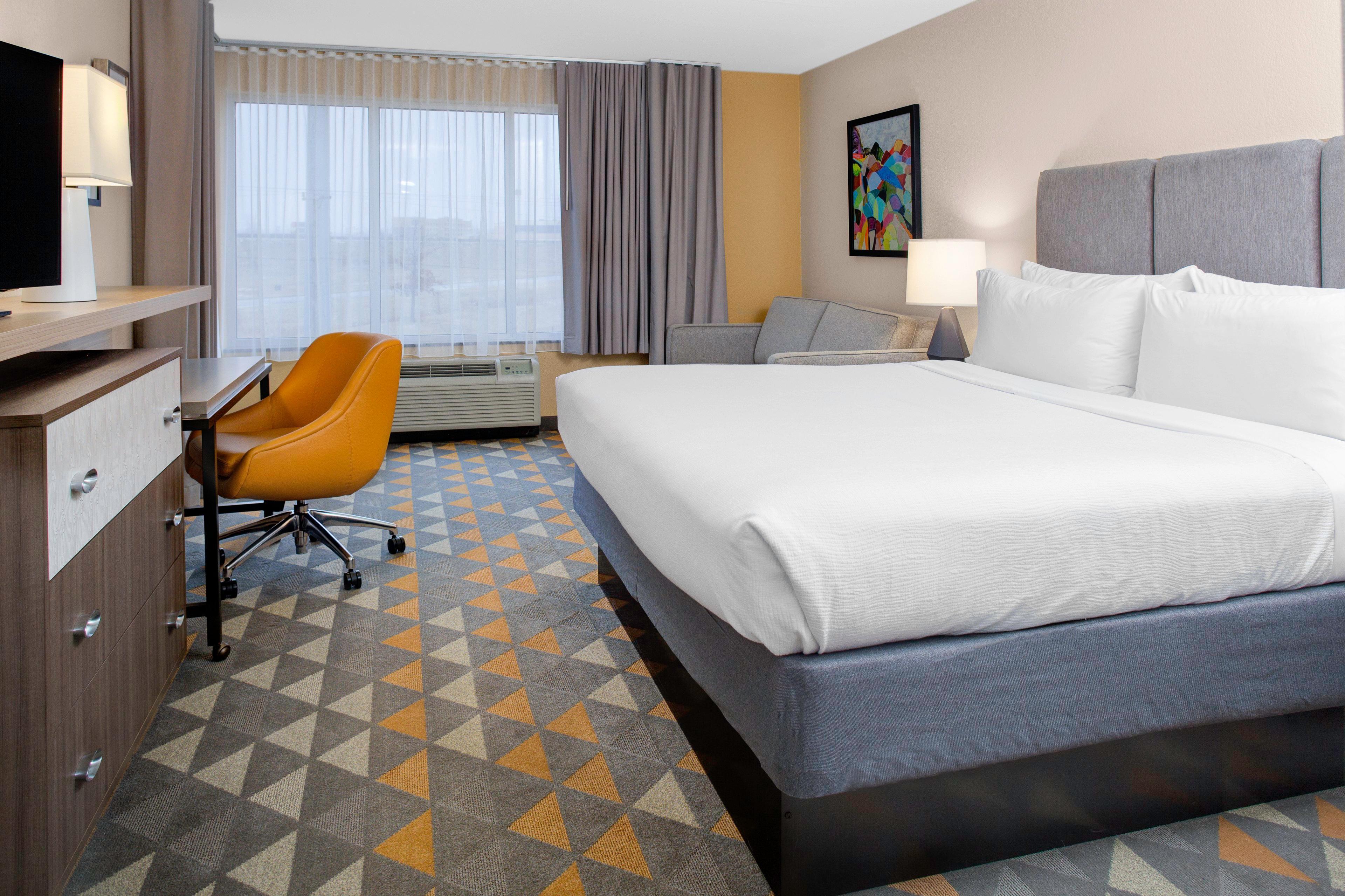 & By Ihg Hotel Lima