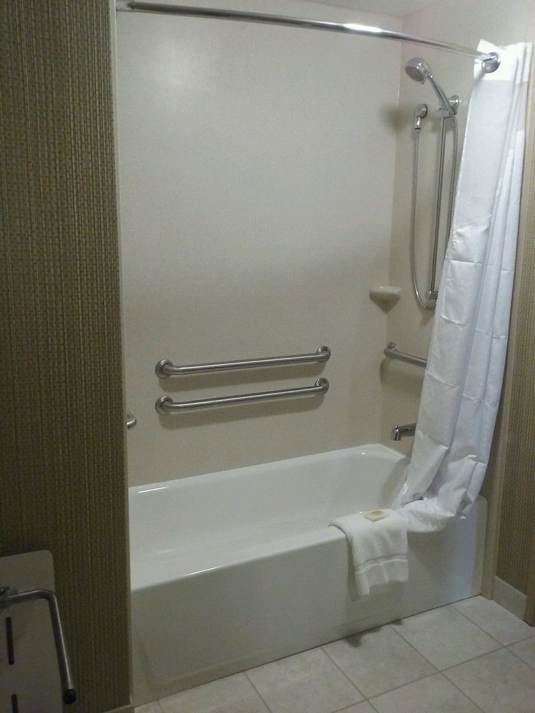 Hotel & By Ihg 3*